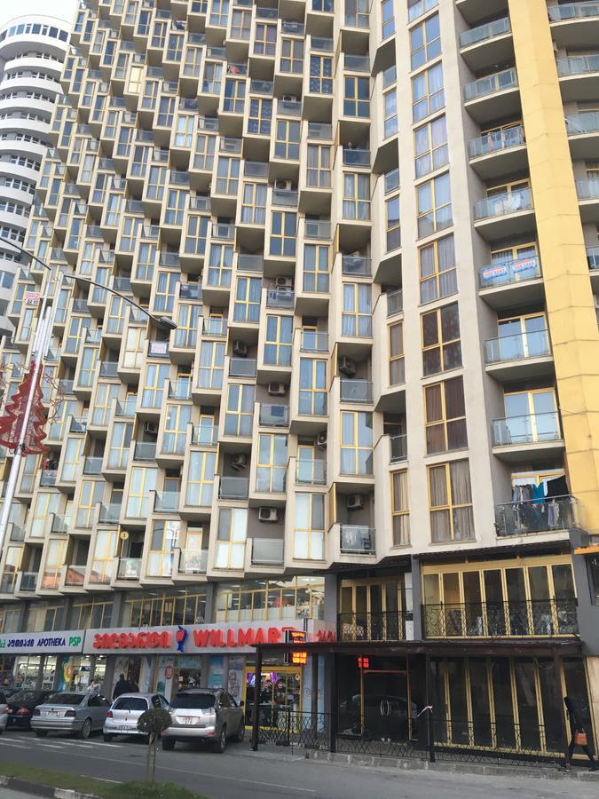 Orbi Plaza Tamara Aparthotel Batumi Exterior photo