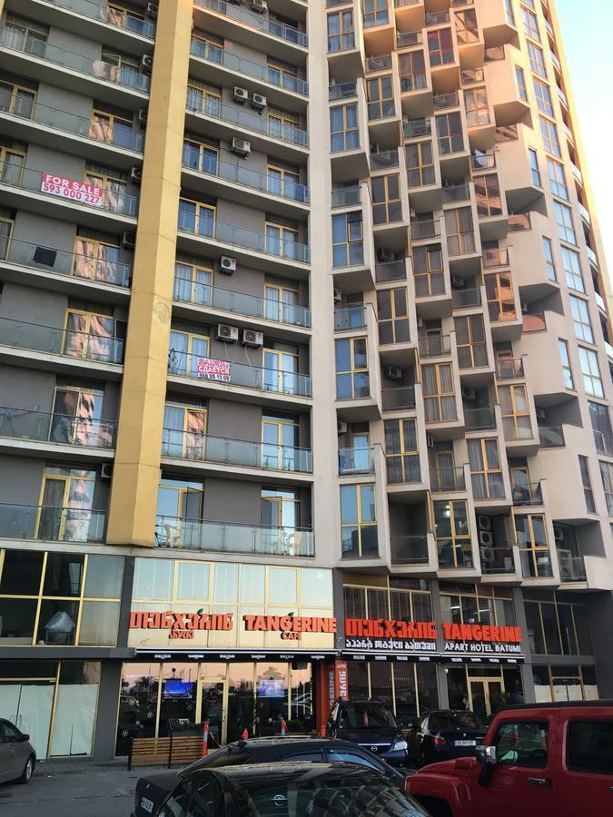 Orbi Plaza Tamara Aparthotel Batumi Exterior photo